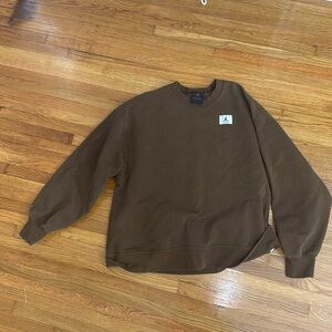 Brown women’s crew neck